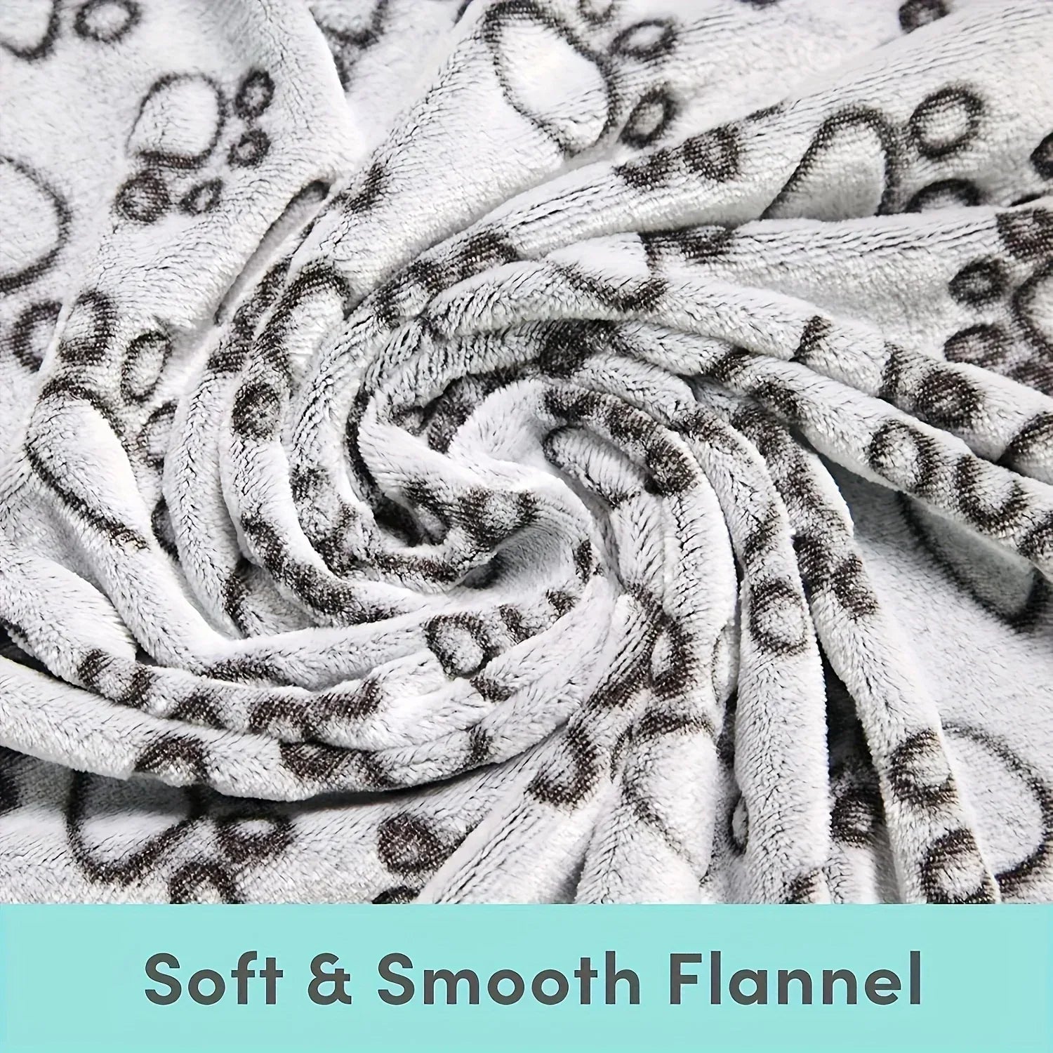 VelvetWarm – Soft Fleece Pet Blanket - Pawdorable.store